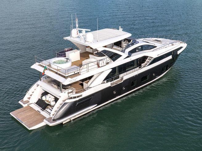 88FT Azimut - View 1