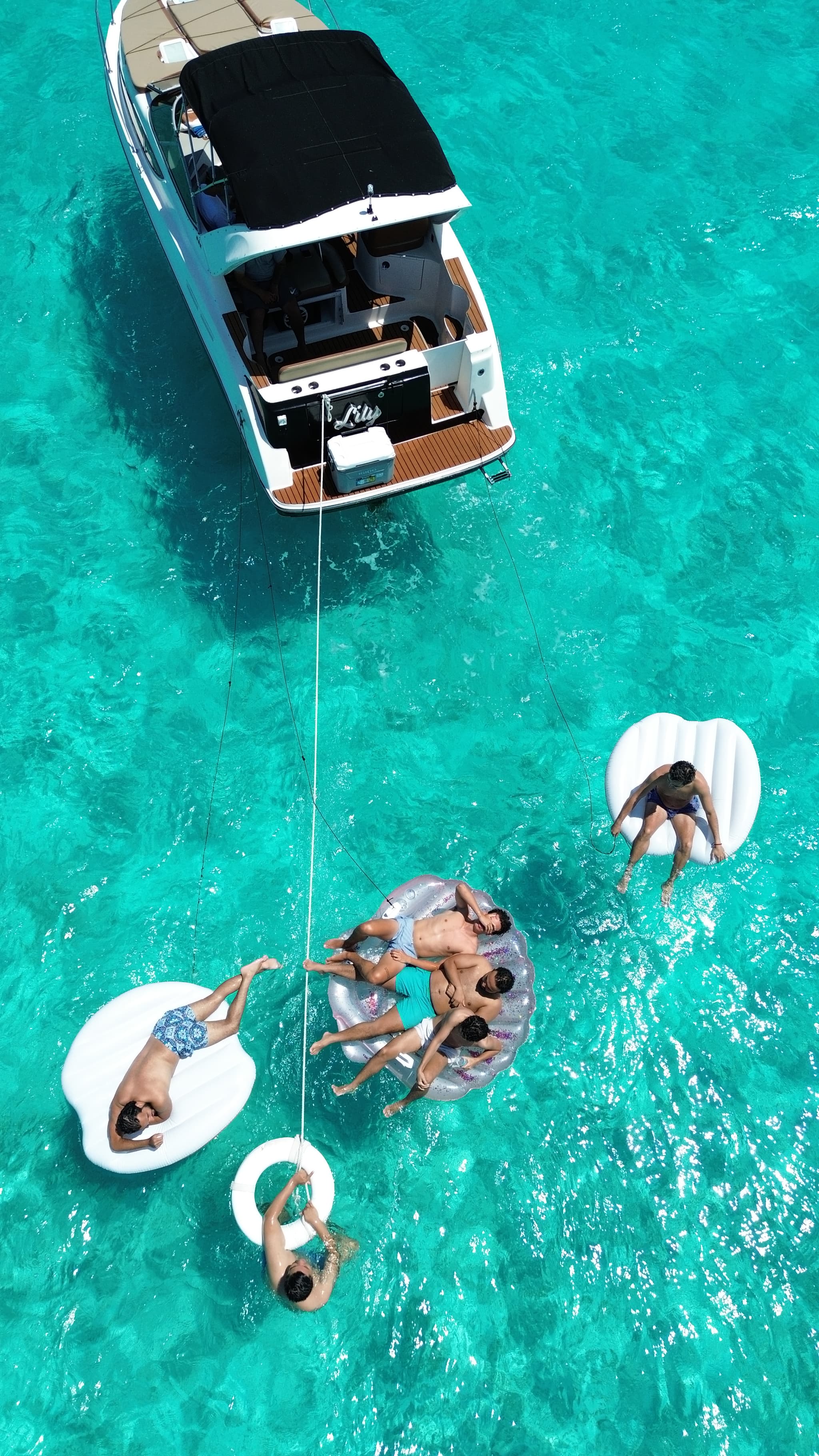 29FT LILY YACHT CHARTER - View 6