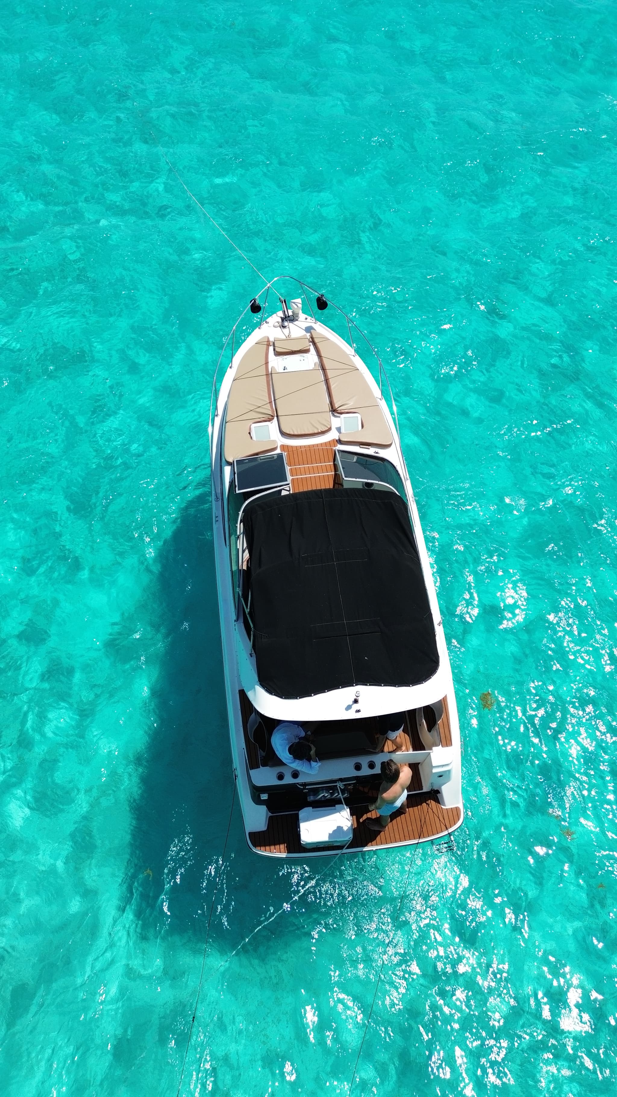 29FT LILY YACHT CHARTER - View 22