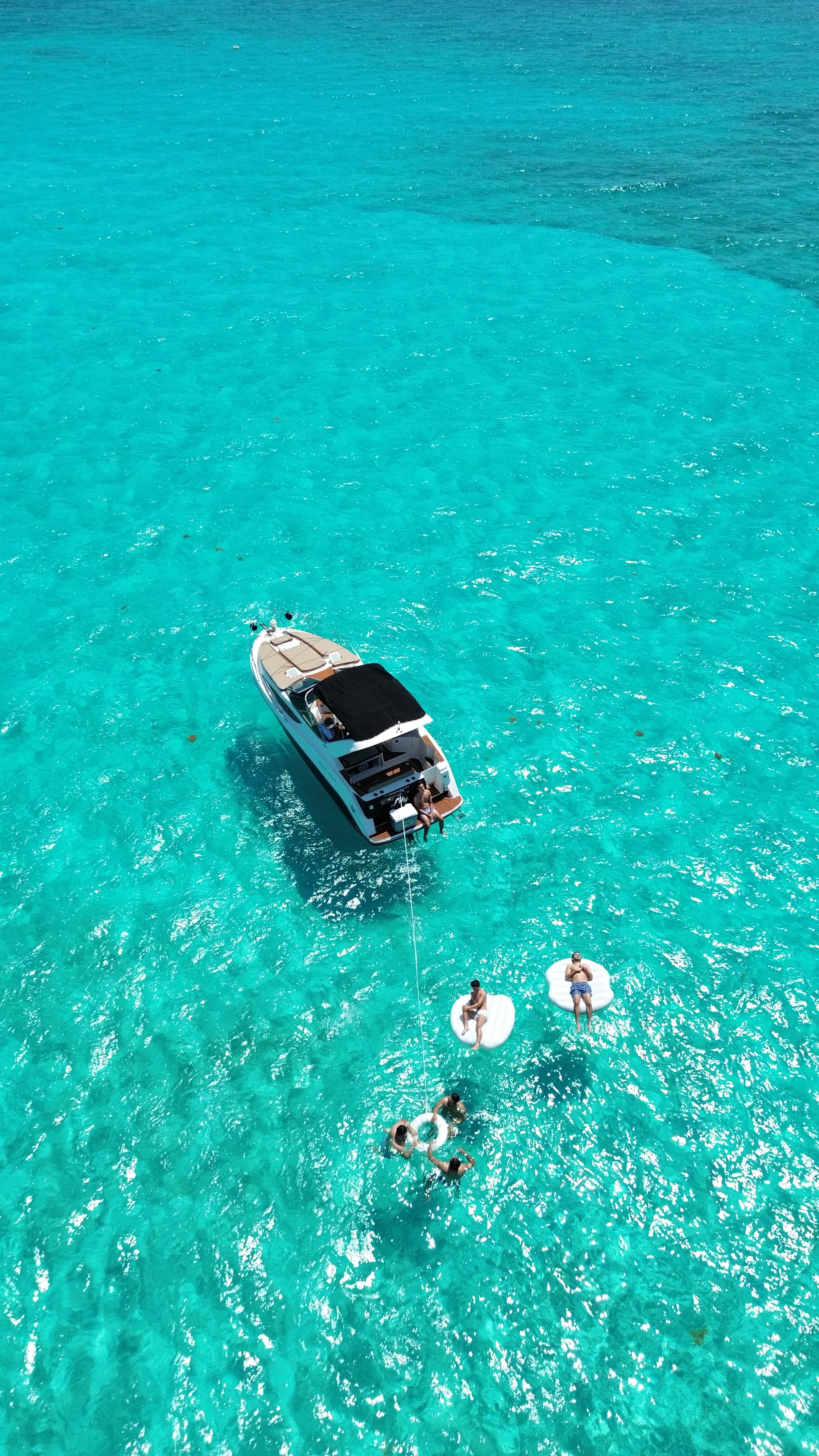 29FT LILY YACHT CHARTER - View 27