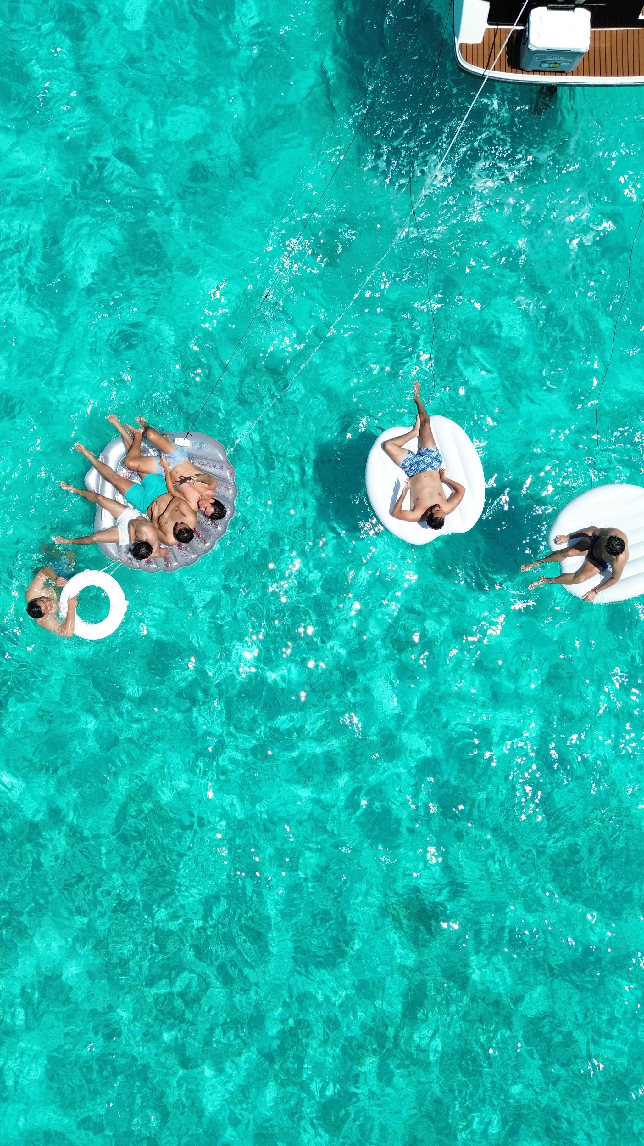 29FT LILY YACHT CHARTER - View 31