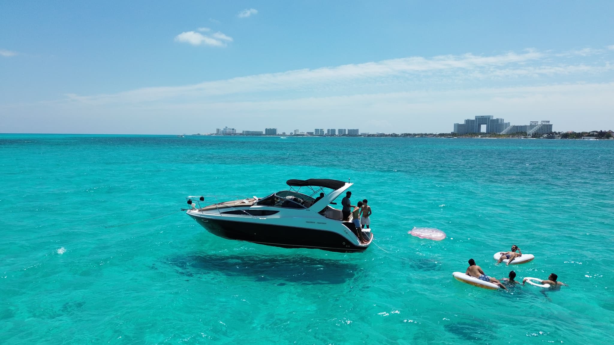 29FT LILY YACHT CHARTER - View 33
