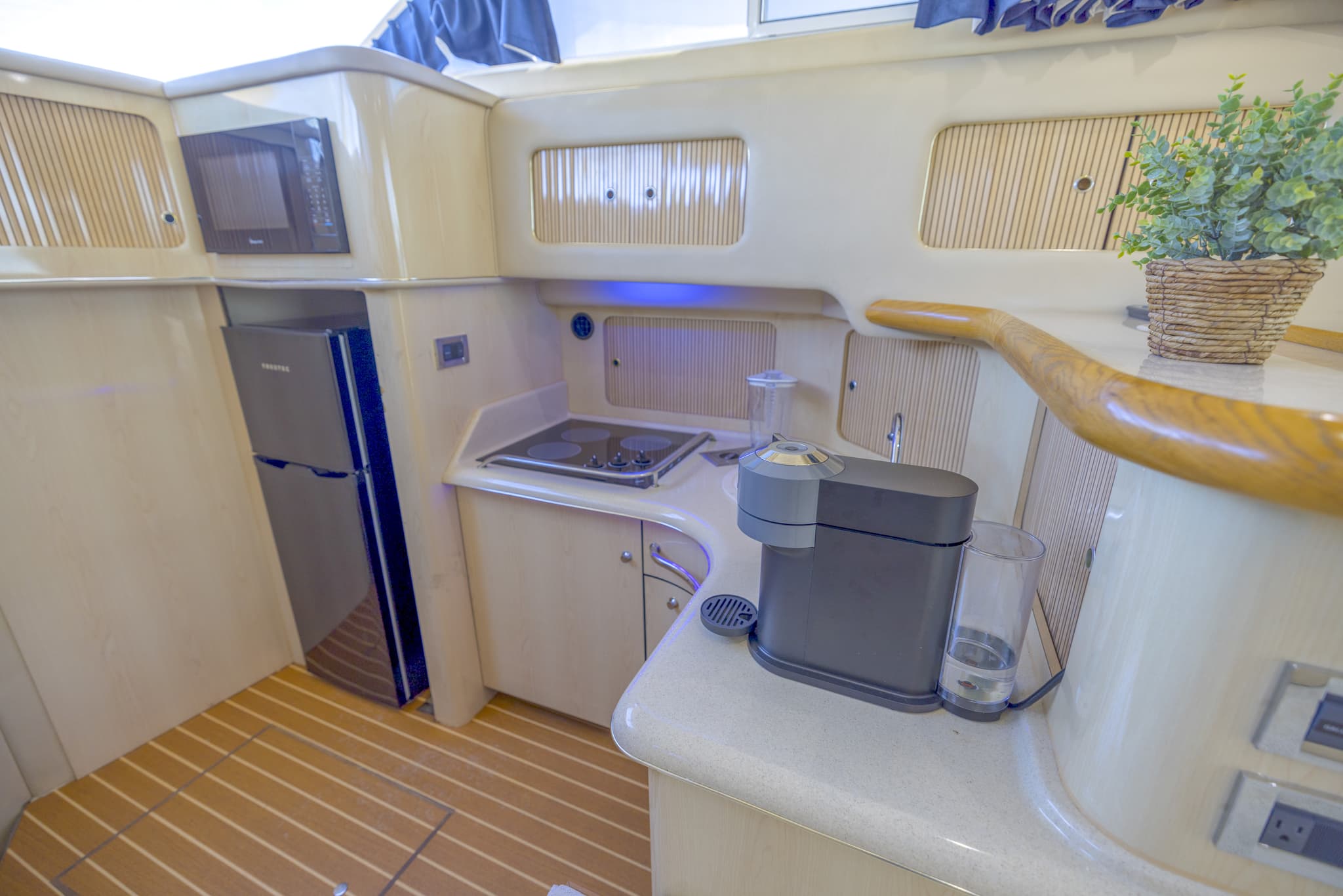 Sea Ray 45’ Sea Daze” - View 8