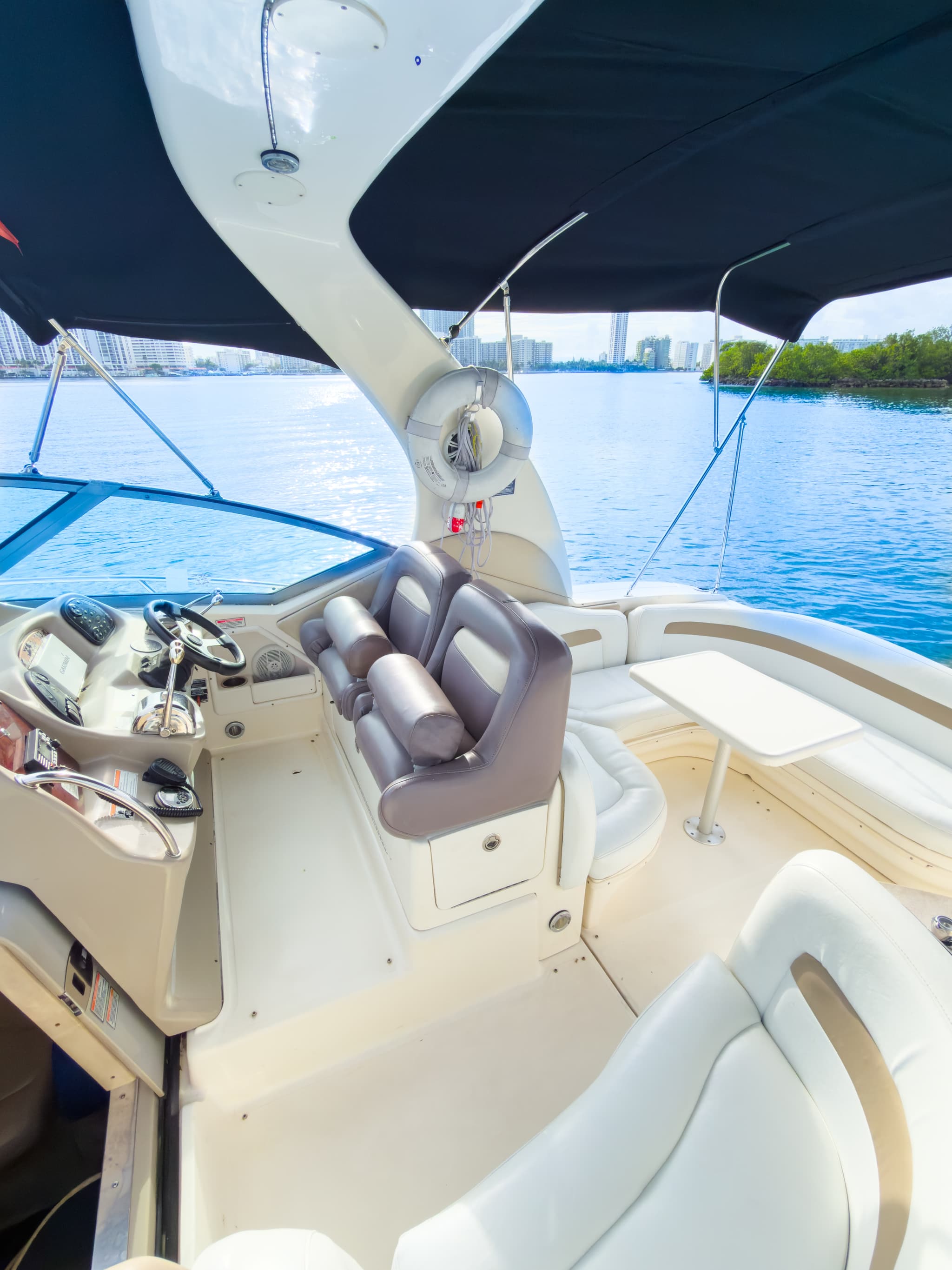 35ft "Julieta" Sundancer - View 23