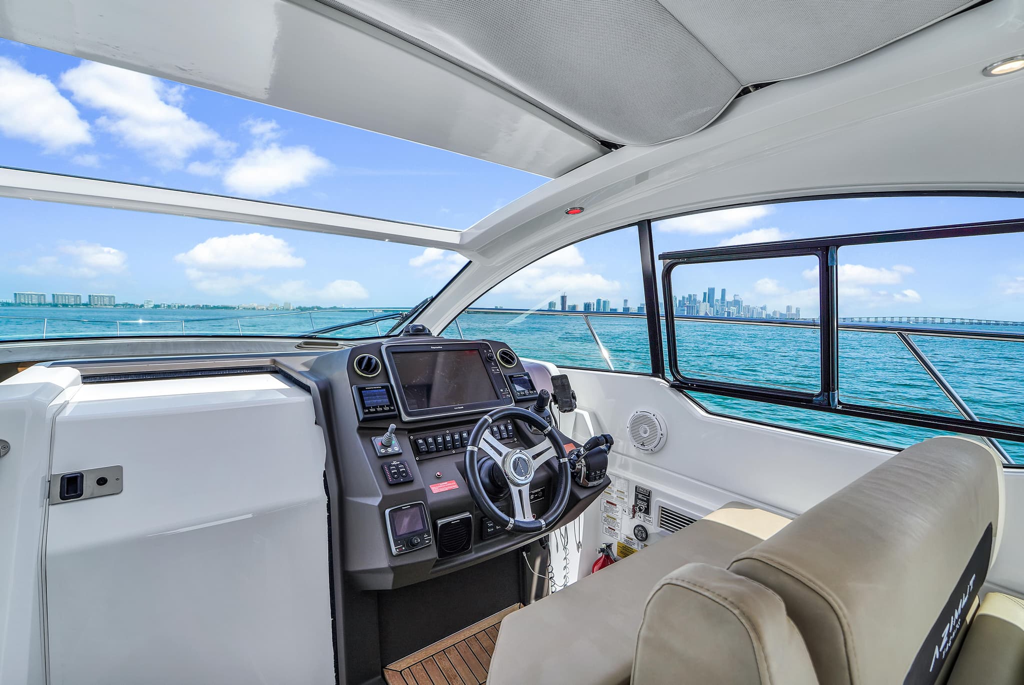 45ft Azimut - View 34