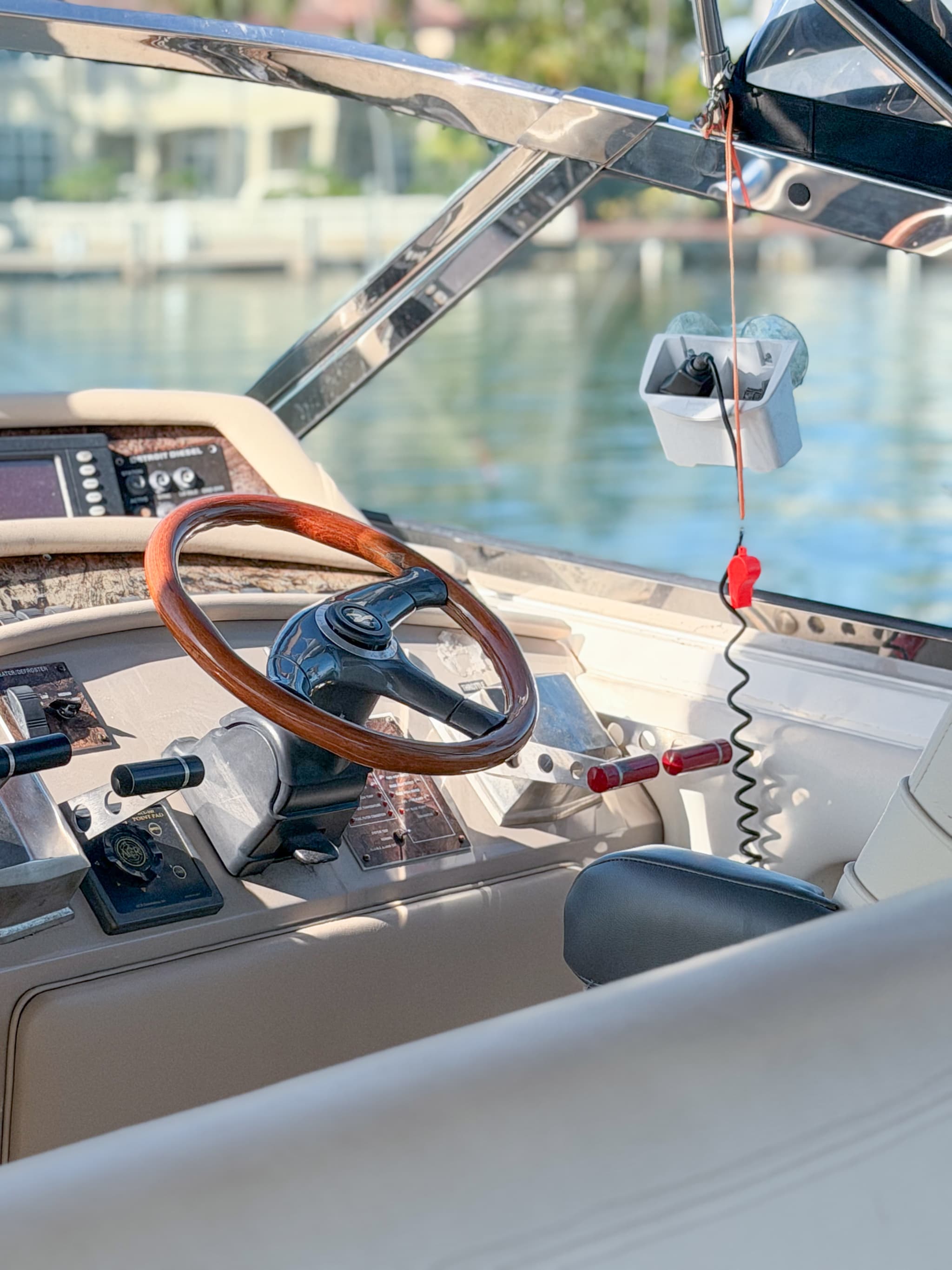55FT SEA RAY - View 11