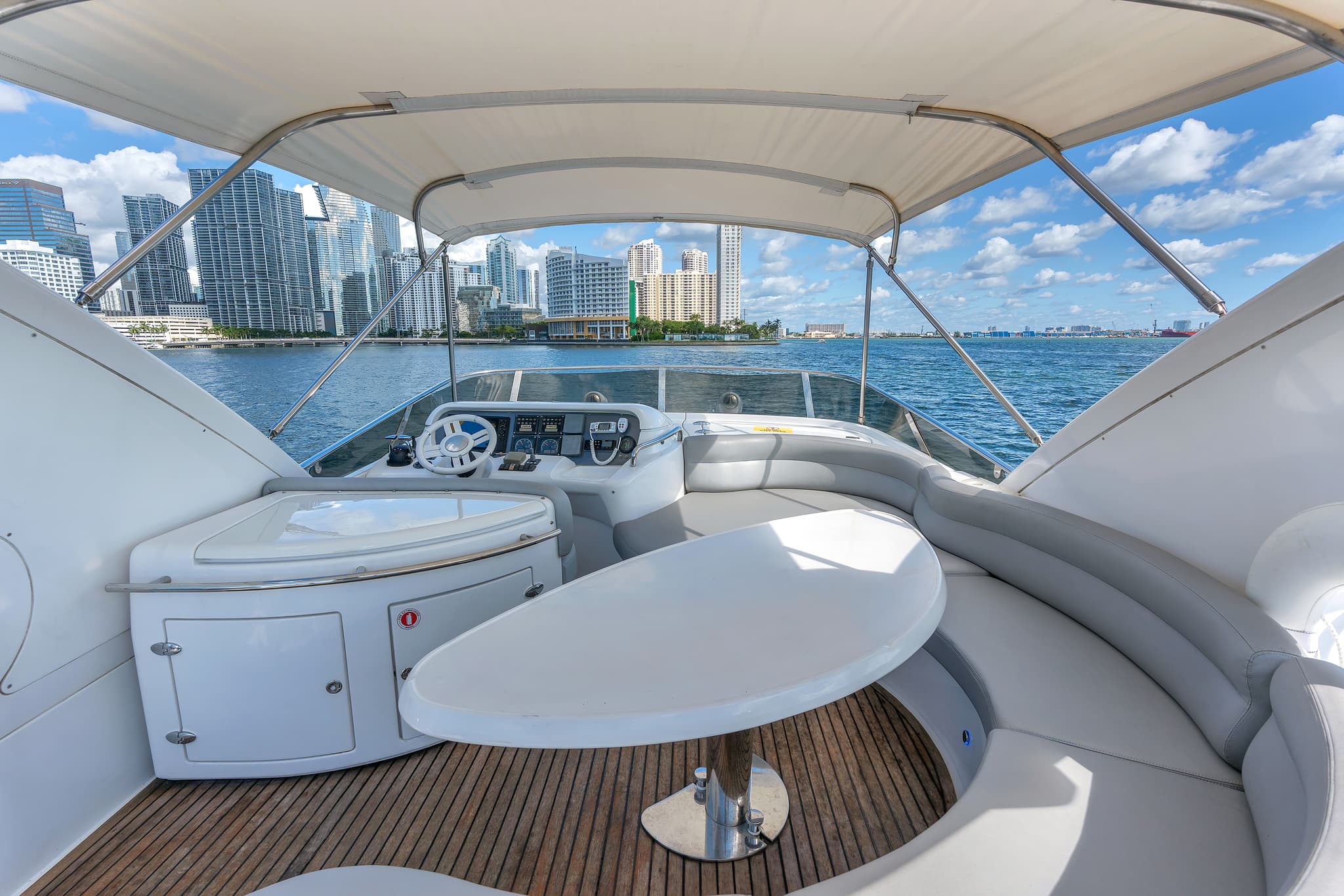 60ft Azimut – Luxury Yacht Charter - View 17