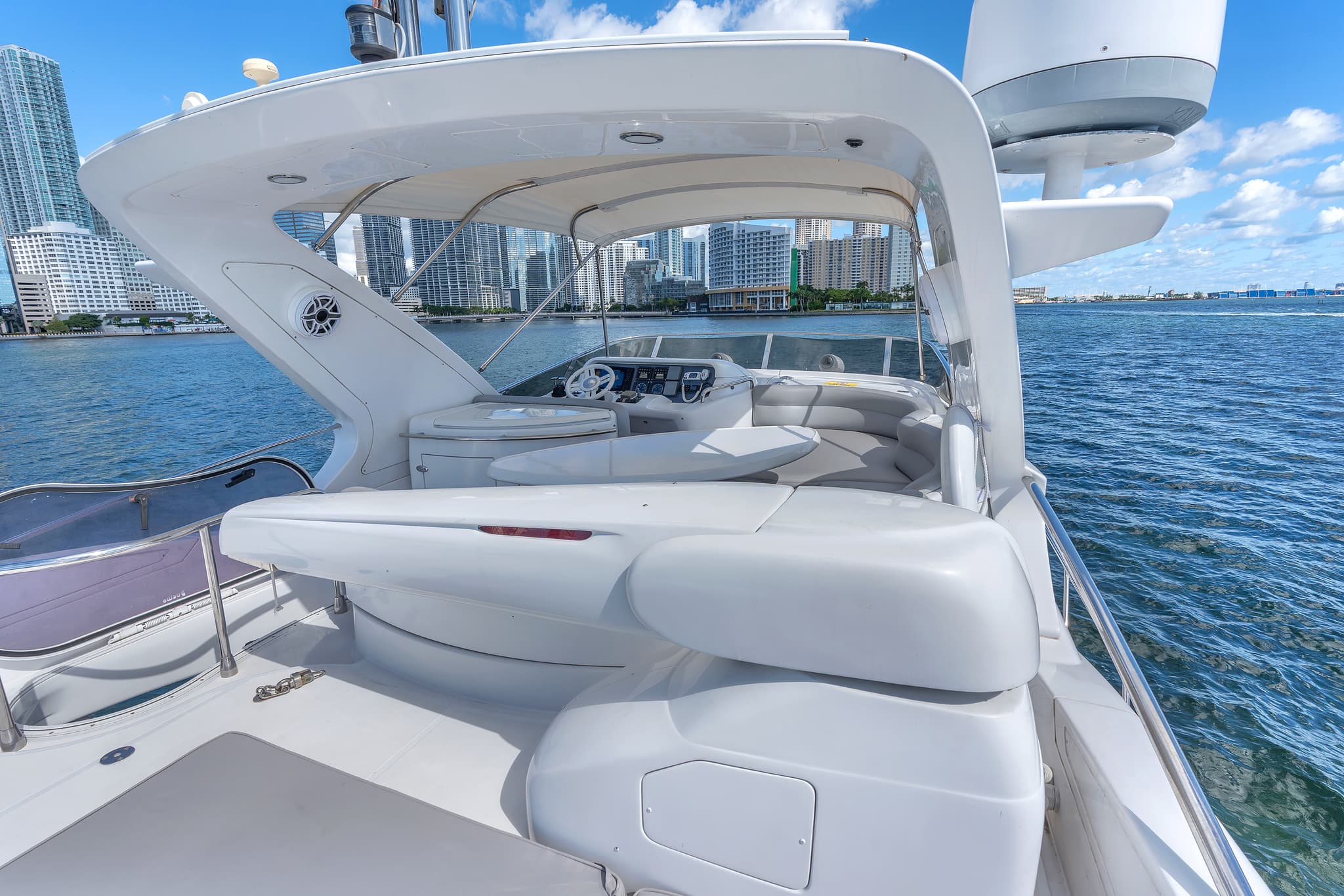 60ft Azimut – Luxury Yacht Charter - View 19