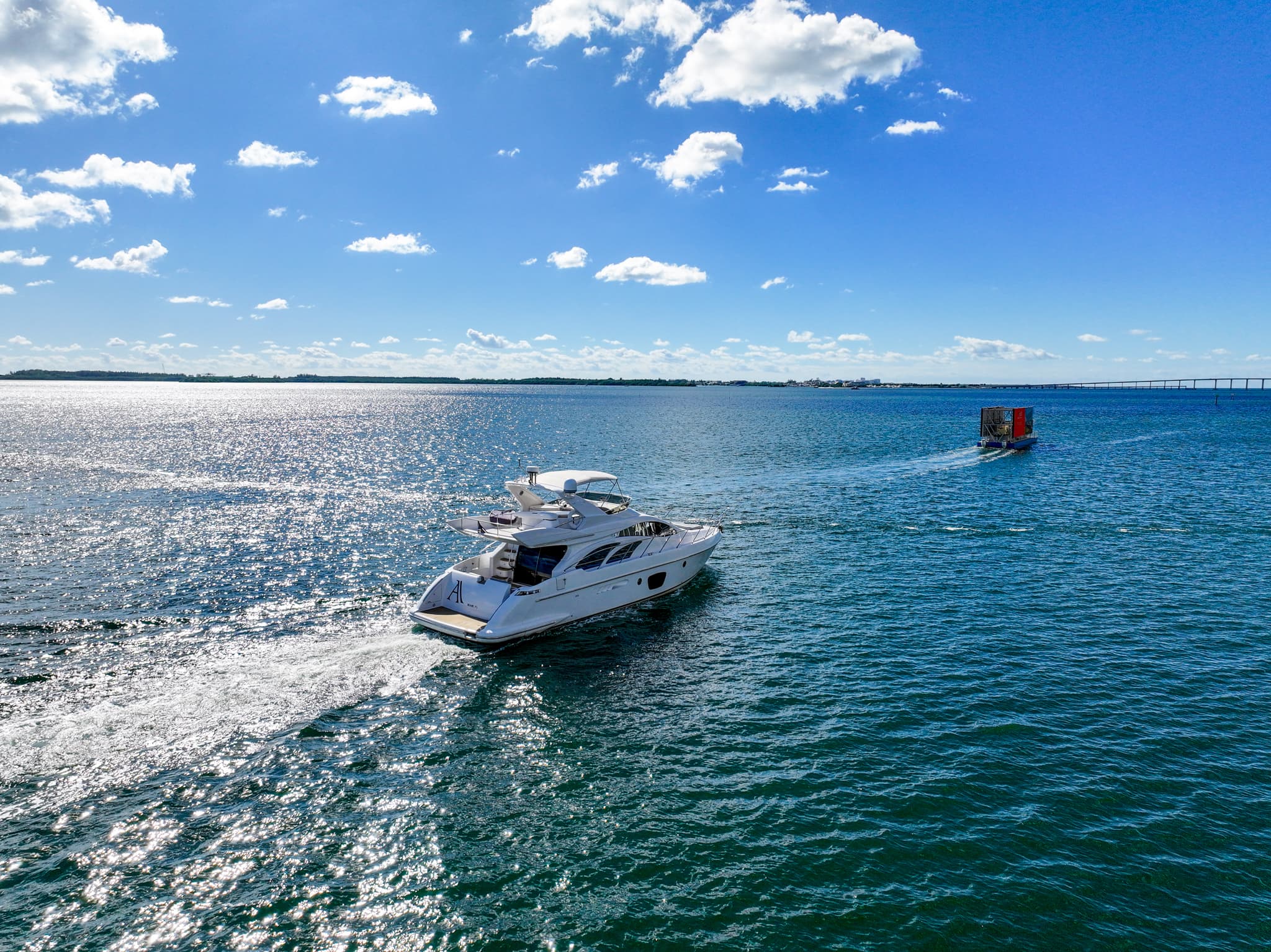 60ft Azimut – Luxury Yacht Charter - View 7
