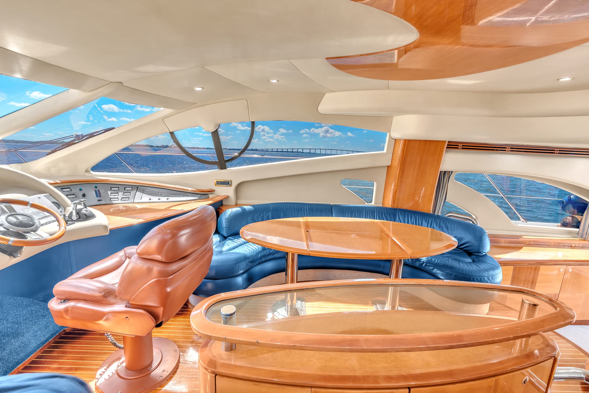 60ft Azimut – Luxury Yacht Charter - View 14