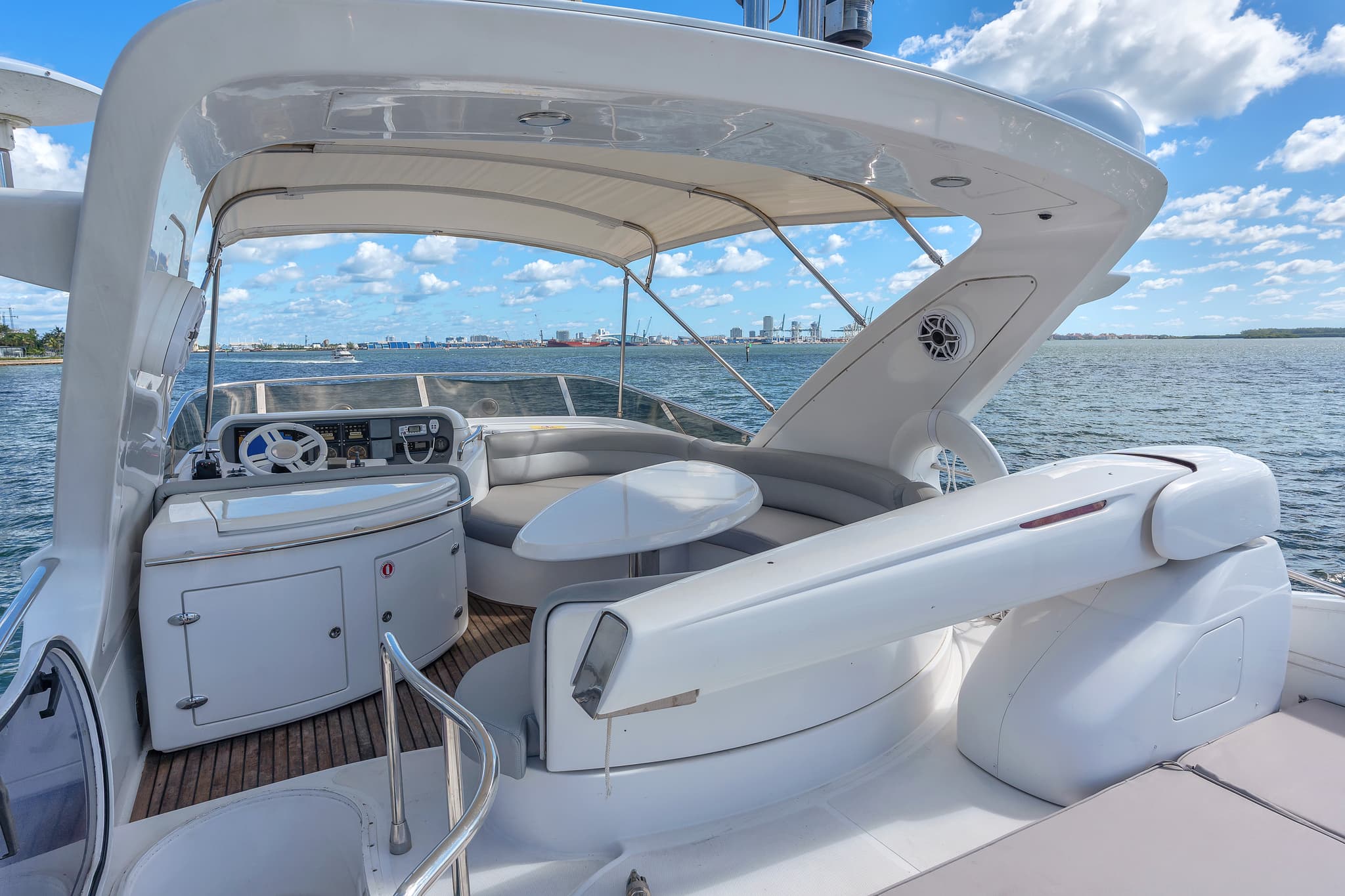 60ft Azimut – Luxury Yacht Charter - View 15