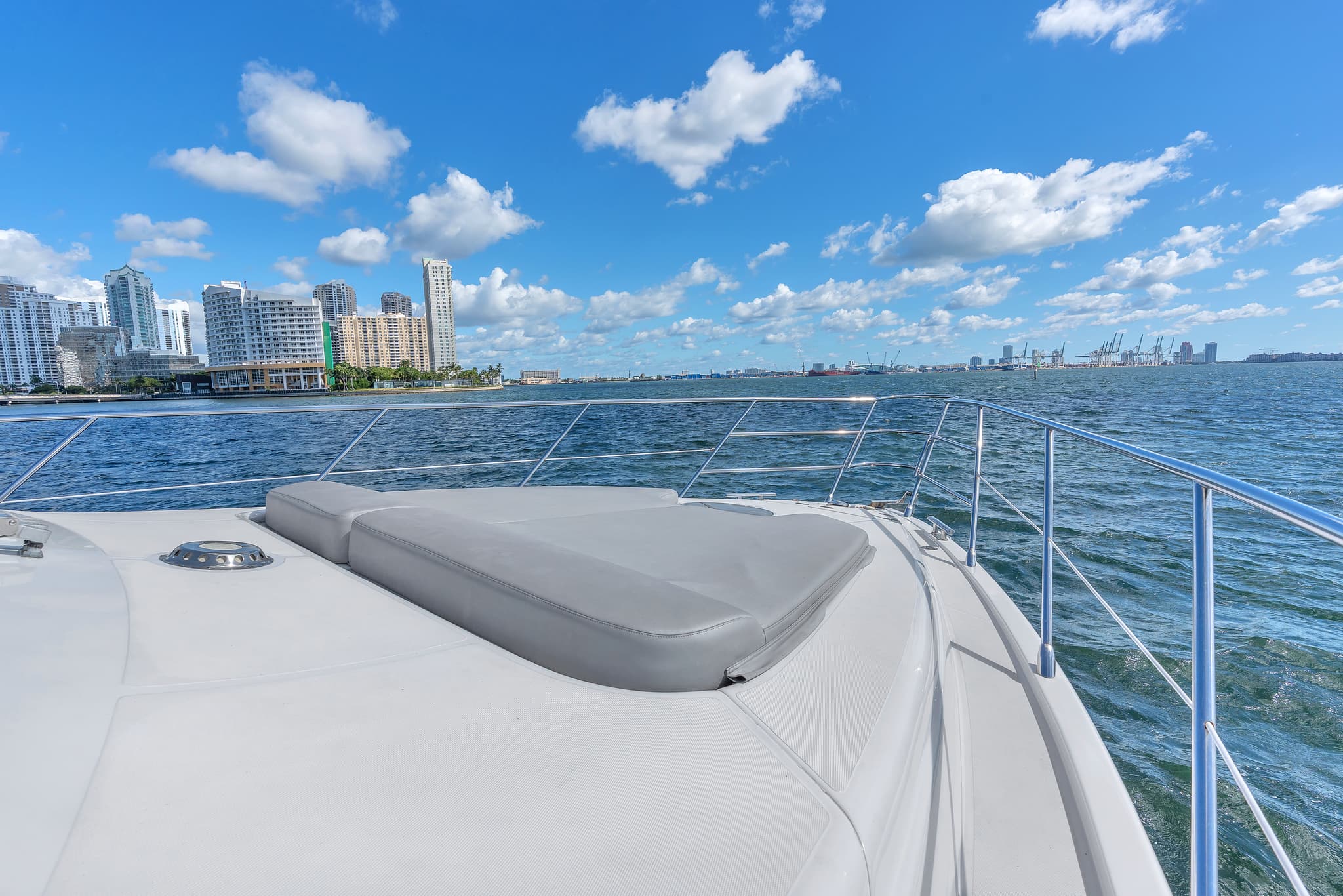 60ft Azimut – Luxury Yacht Charter - View 18