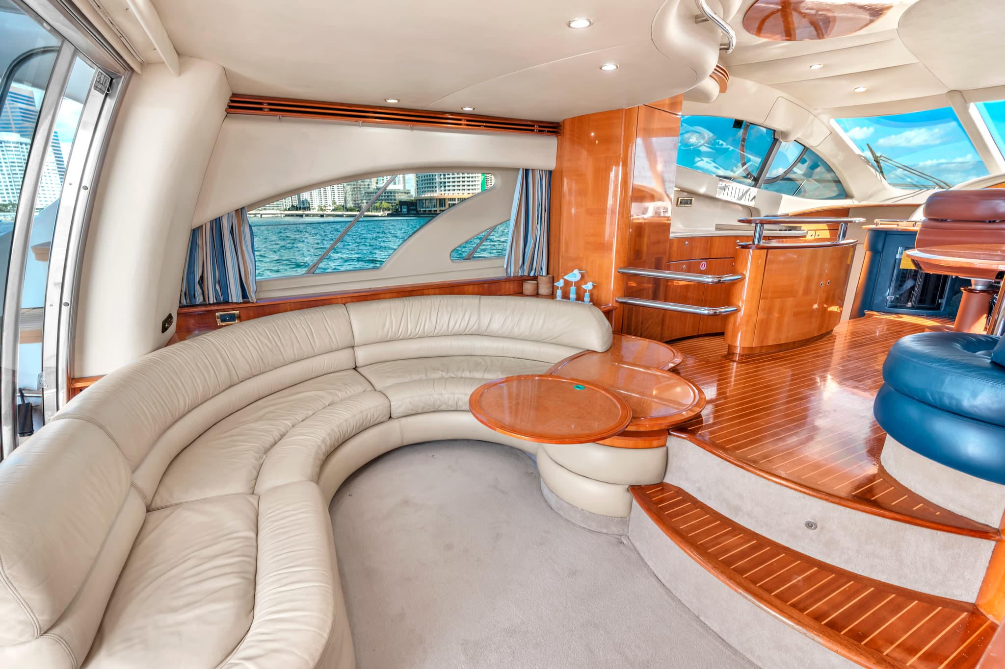 60ft Azimut – Luxury Yacht Charter - View 16