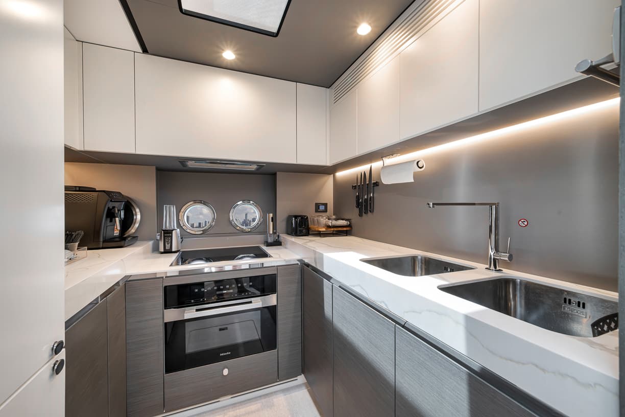 80FT AZIMUT ( 2nd S8 ) - View 36