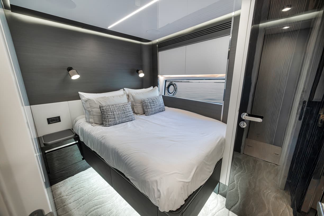 80FT AZIMUT ( 2nd S8 ) - View 93