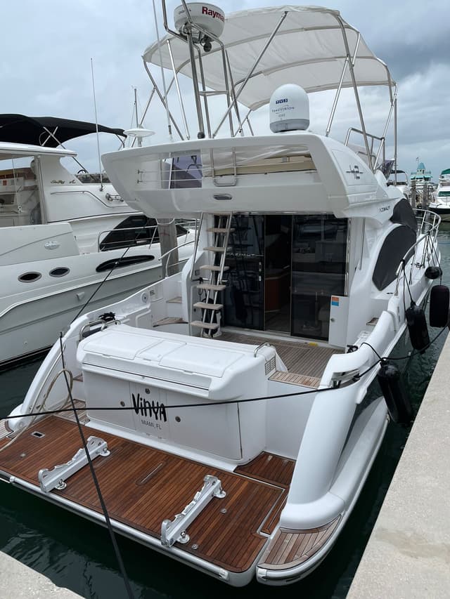Azimut Vinya 44FT rental in Miami