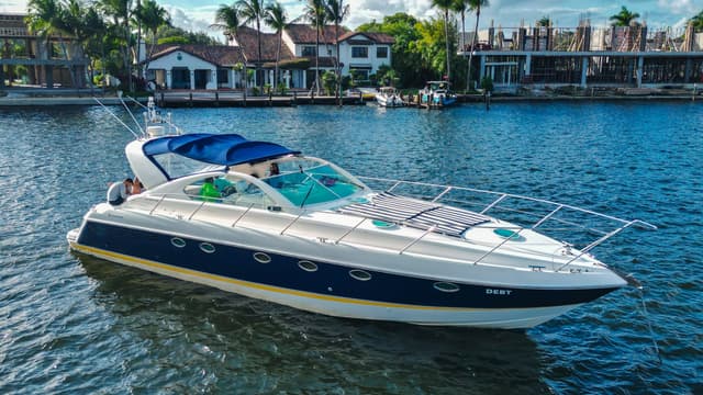 Prestige Flybridge 50FT rental in Miami