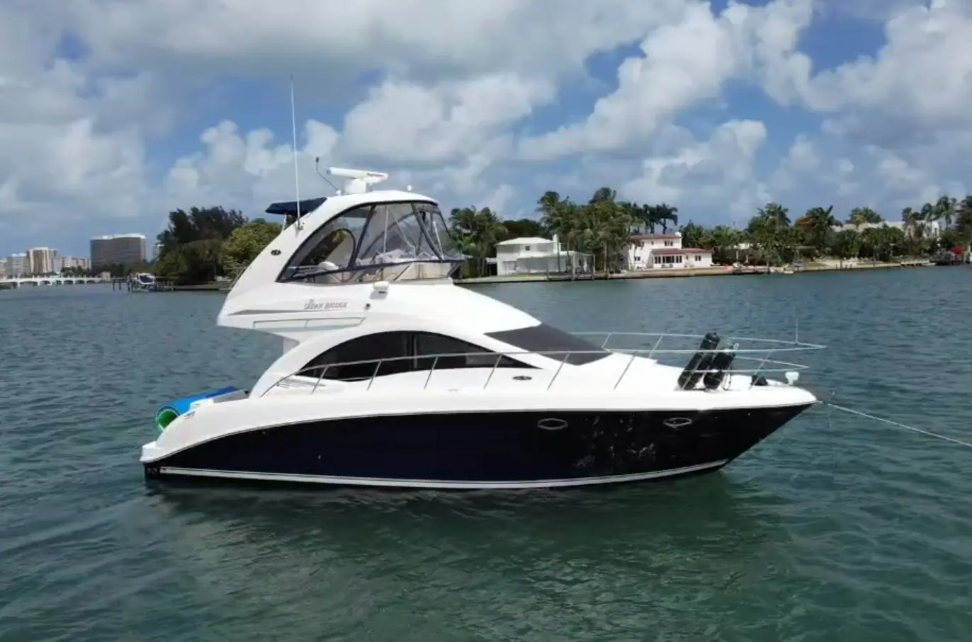 40ft Sea Ray Sedan Bridge (NEW)