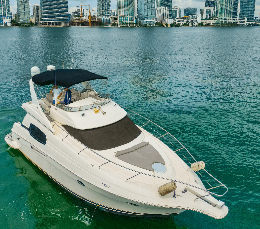 48FT SILVERTON WHITE