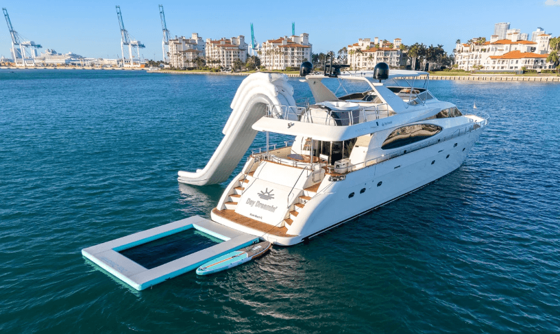 Azimut 90ft Mega Yacht — Miami’s Ultimate Luxury Charter