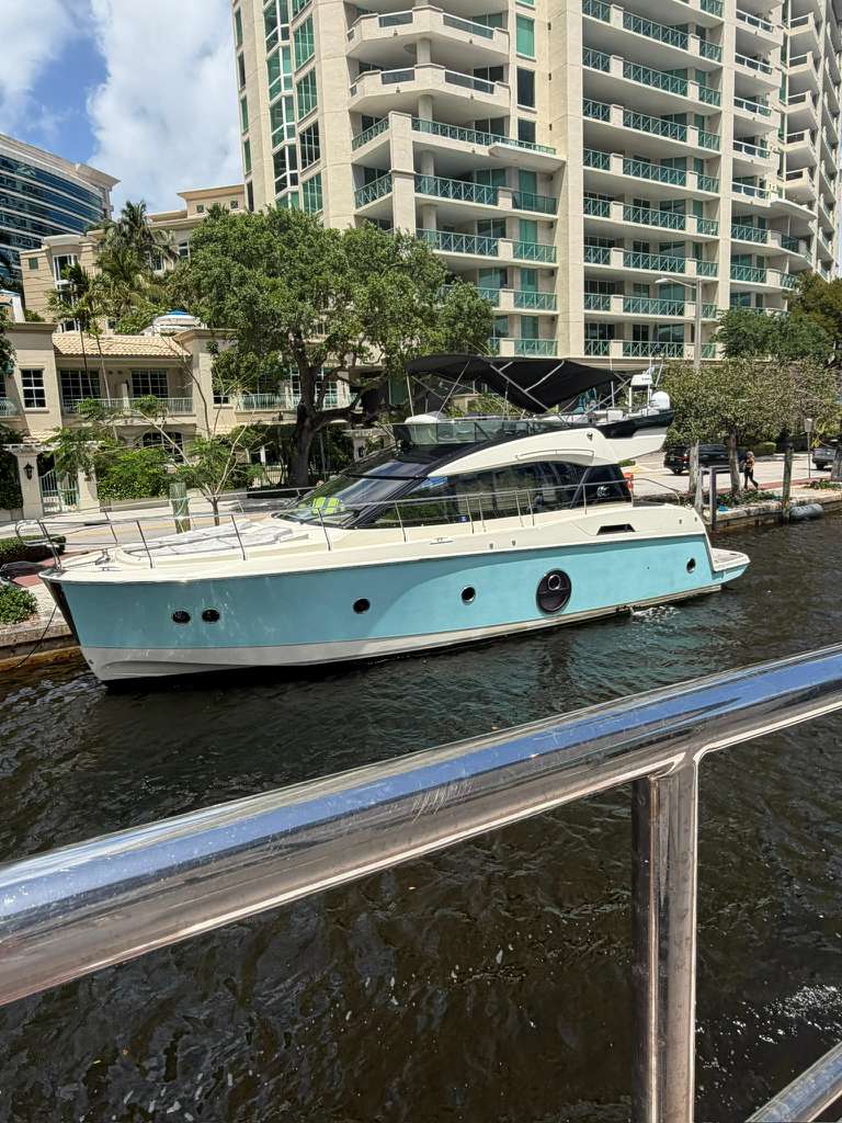 MC 52FT BENETEAU